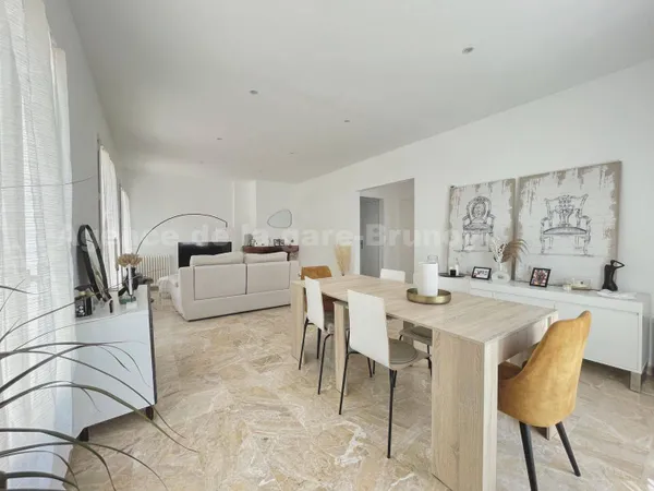 Maison 8 pièces 167 m² 