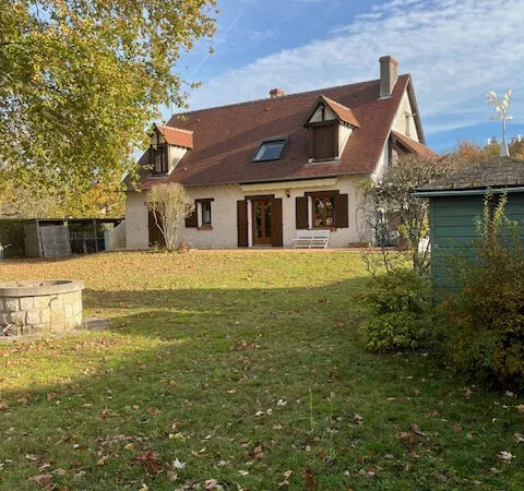 MAISON - T6 - 170m2 - SAINT-CYR-EN-VAL 