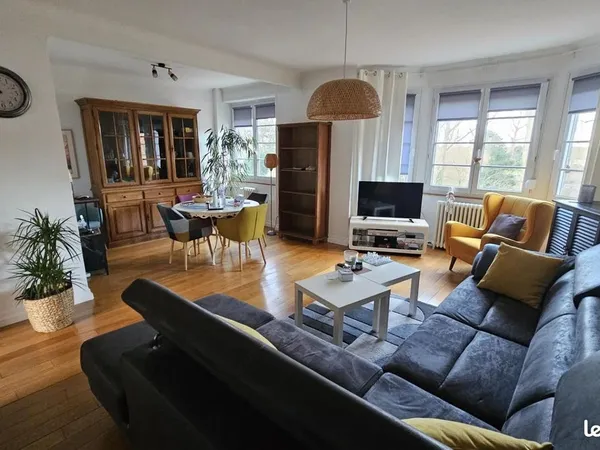 Appartement 4 pièces 94 m² 