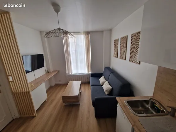 Studio 2 pièces meublé de 20m2 Versailles Saint Louis 