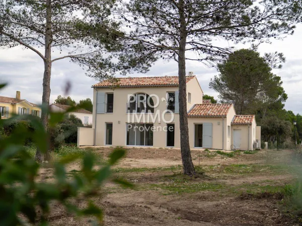 Villa 5 pièces 146 m² 