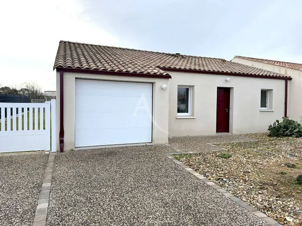 Maison de plain-pied 4 pièces 77 m² 