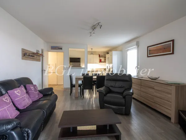 TRES BEL APPARTEMENT DE STANDING À BISCARROSSE PLAGE 