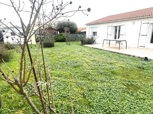 Maison de plain-pied 4 pièces 90 m² 