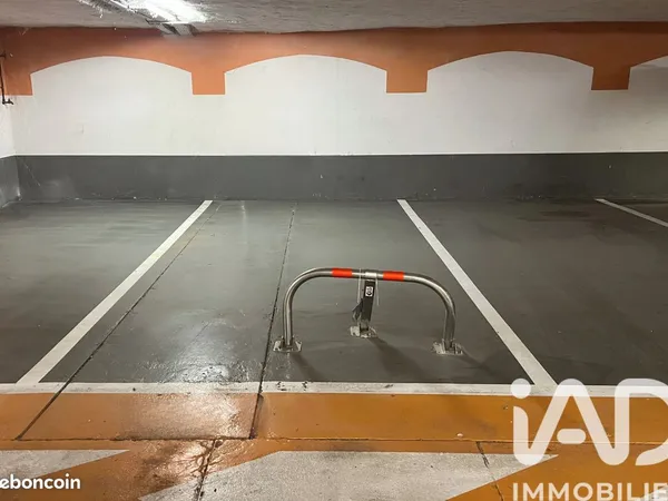 Parking/box 12 m² Paris 