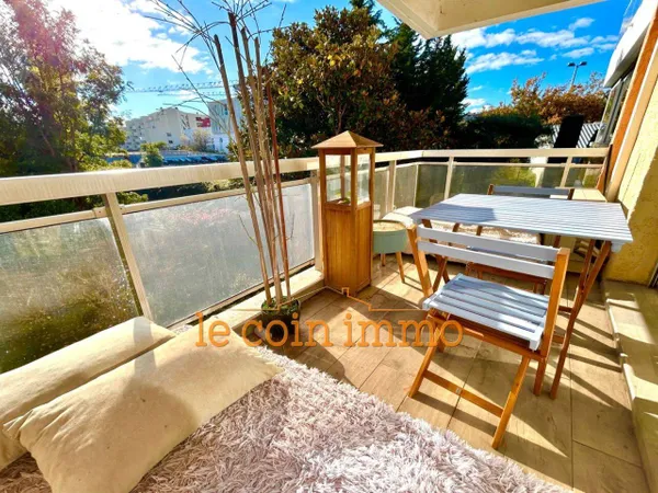 Studio 1 pièce 20 m² 