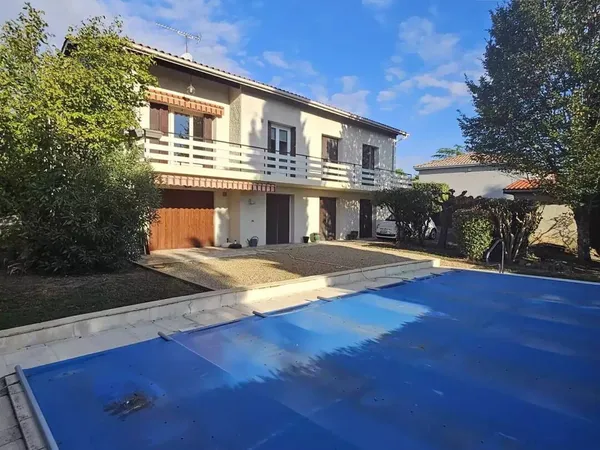 Maison 6 pièces 110 m² 