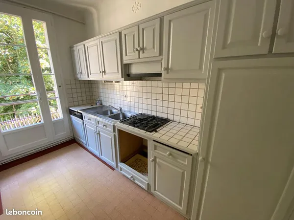 Appartement 4 pièces 77 m² 