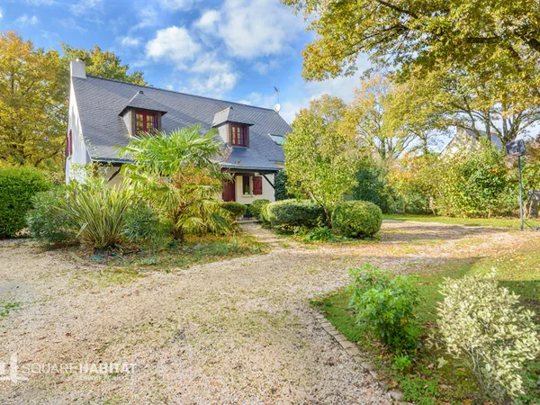 LA CHAPELLE SUR ERDRE maison familiale d'environ 150m² 