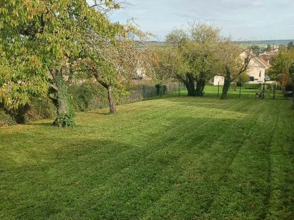 Terrain AUXERRE - Proche centre ville 