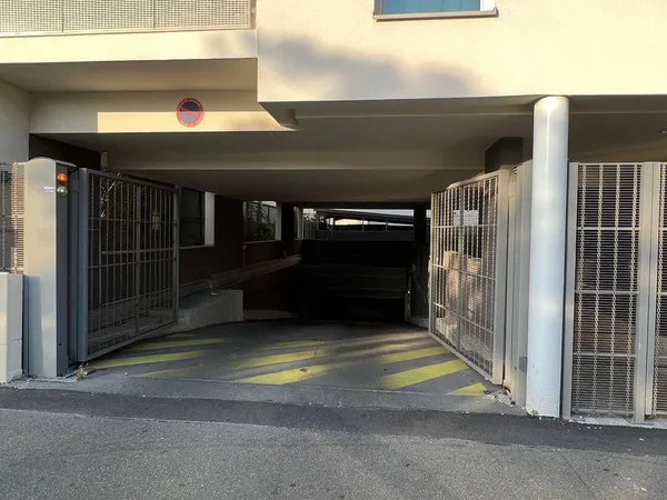 Parking 10 m² 