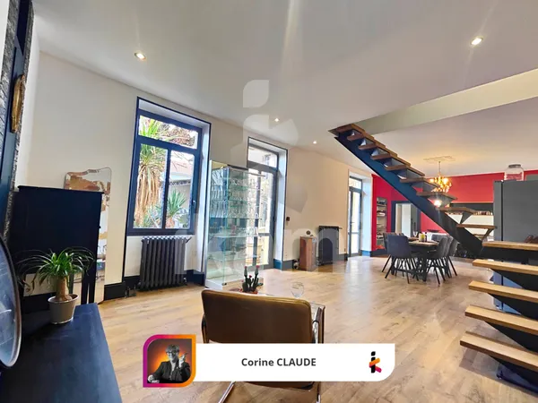 Maison 200 m2 avec dépendance terrain constructible 