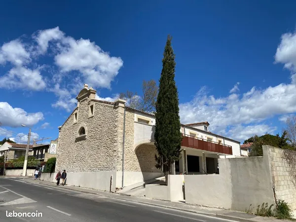 Grand studio mezzanine 45 m2 avec parking, rue des Chasseurs, MONTPELLIER, 800 CC 