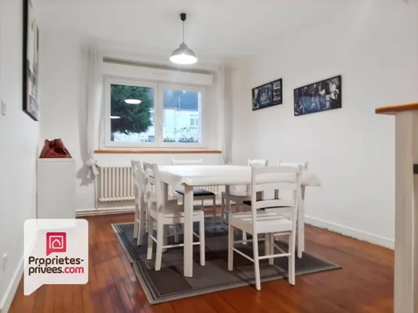 Maison de plain-pied 6 pièces 105 m² 