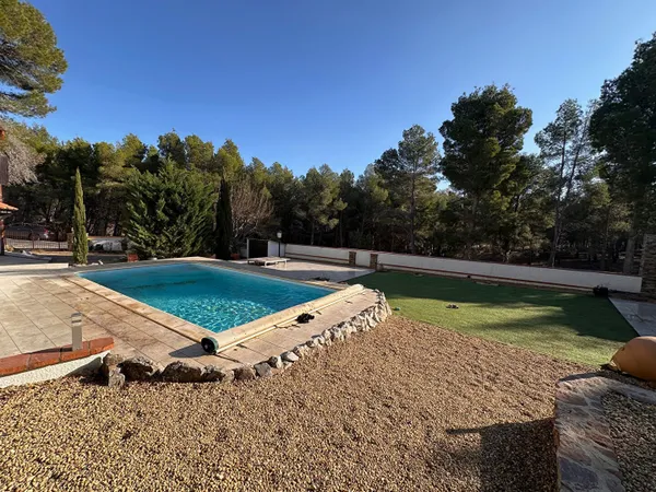 Maison Vente Espira-de-l'Agly 6p 210m² 687000€