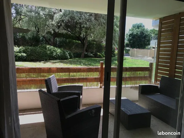 Appartement ensoleillé, climatisé et calme à 5 min de la plage 