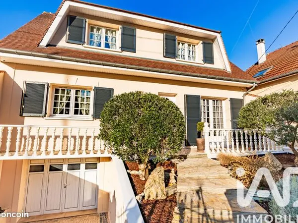 Maison 6 pièces 120 m² 