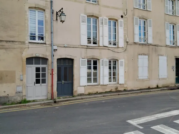 F2 rue aux Coqs 