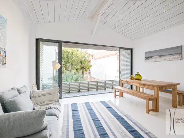 SAINT-JEAN-DE-LUZ HYPER CENTRE - Appartement 5 pièces 