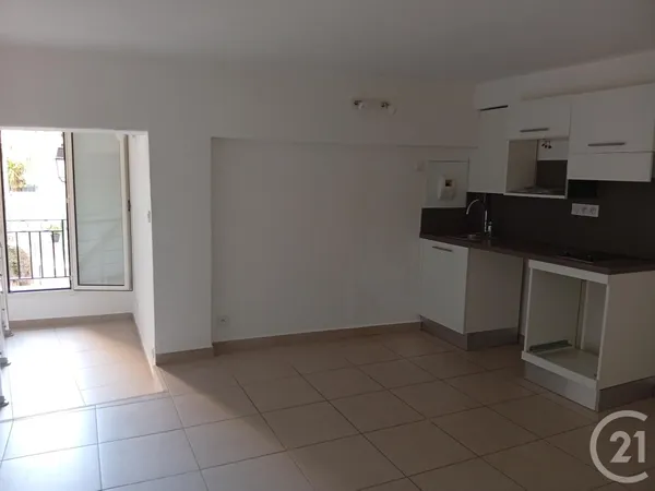Appartement 1 pièce 28 m² 