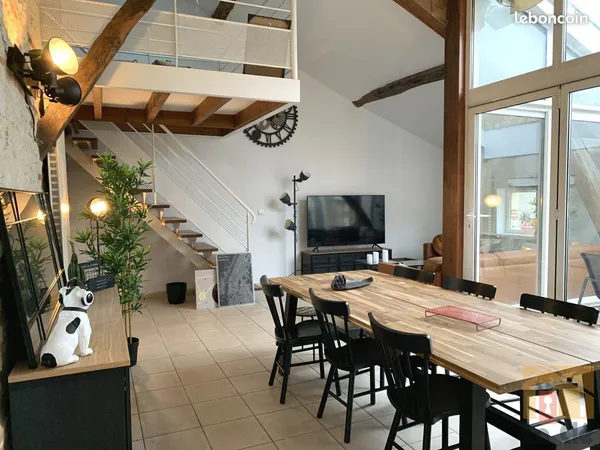 Appartement 10 pièces 230 m² 