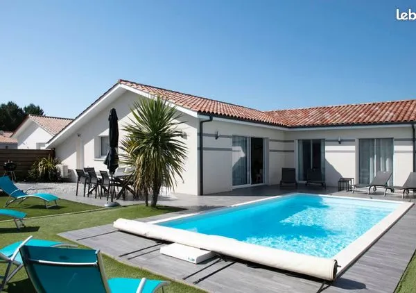 Terrain 703 m² 