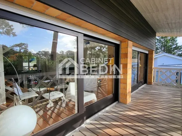Maison 7 pièces 201 m² 