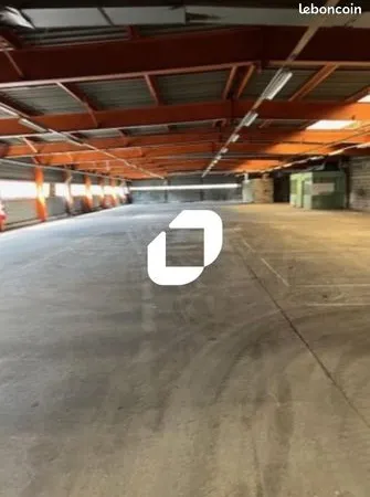 Local commercial 1000 m² 