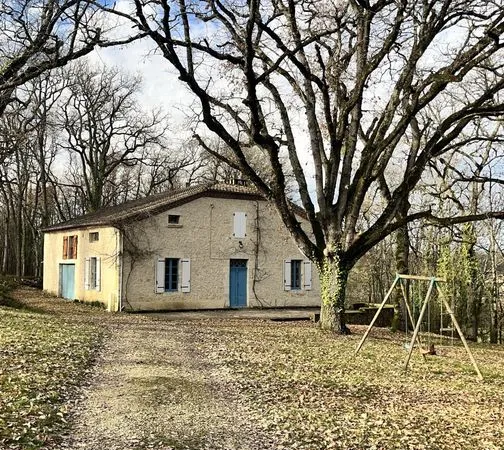 Propriété 6 pièces 210 m² 