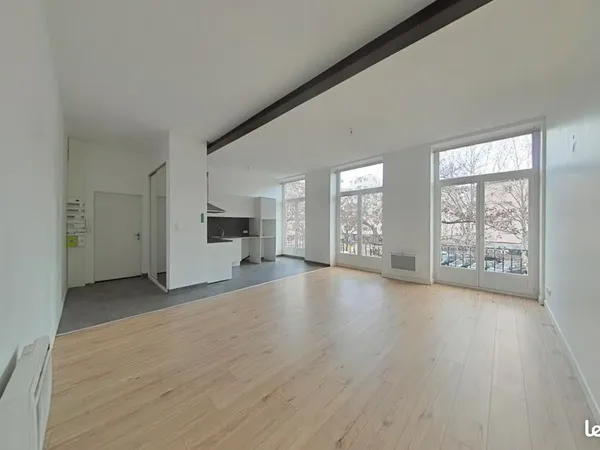 Appartement 3 pièces 66 m² 