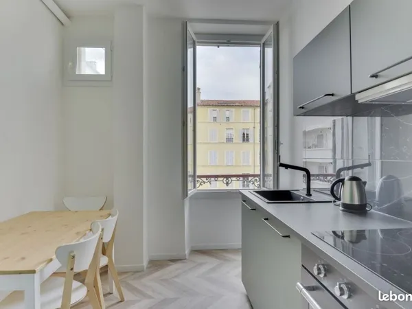 Appartement 4 pièces 70 m² 