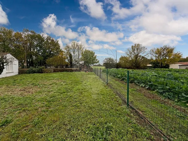 Terrain en individuel 251 m² 