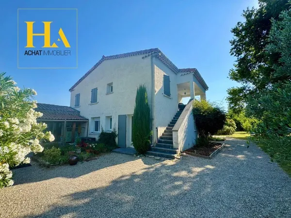 Maison 10 pièces 250 m² 