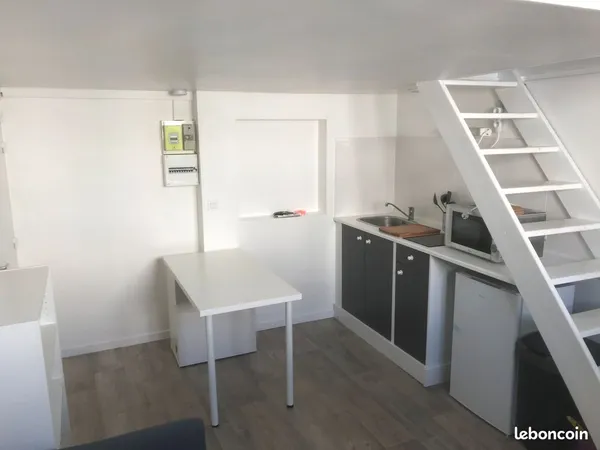 Studio bis mezzanine la Catho, prox Vauban 
