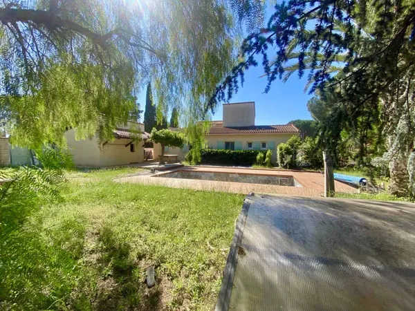 Villa 7 pièces 170 m² 