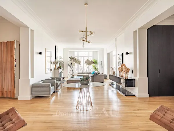 Neuilly - Pasteur - Familial et de réception - Quatre chambres Bel appartement avec quatre chambres 