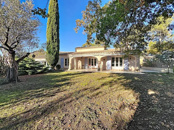 Maison 7 pièces 180 m² 