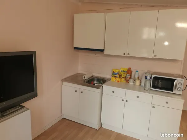 Un studio en colocation pour fille 
