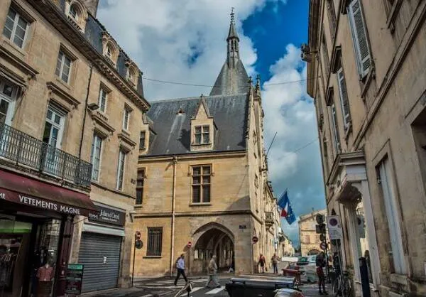 Maison 4 pièces 115 m² 