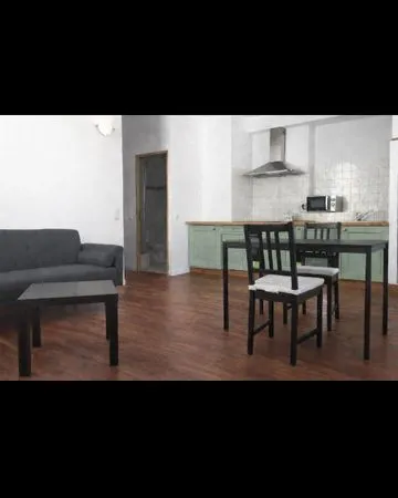 T2 40m2 rue de village 
