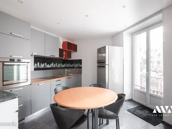 Appartement 3 pièces 74 m² 
