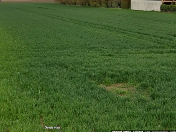 Terrain constructible 380 m² 