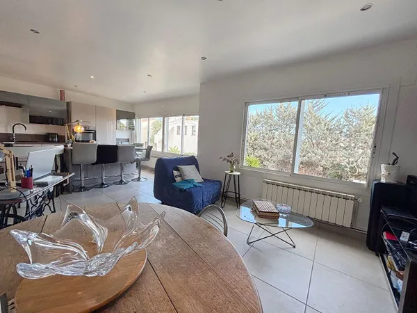HYERES L' AYGUADE - Maison - 4 logements - 144m2 