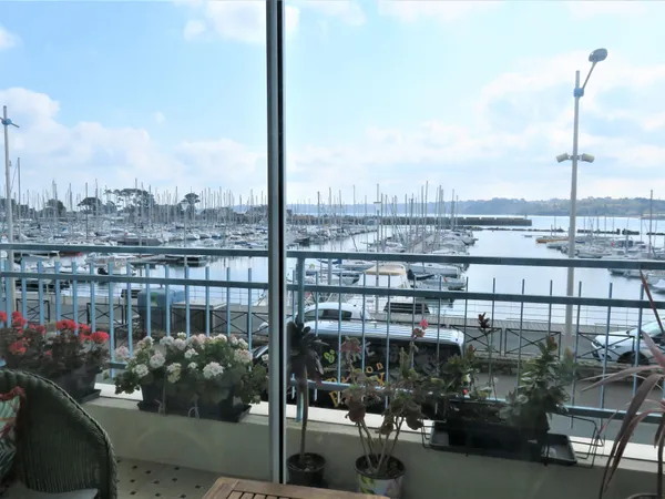 Appartement T1 avec superbe vue mer- 