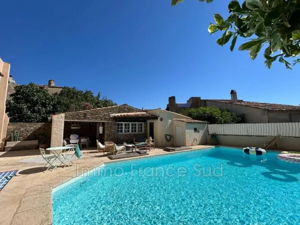 Villa 5 pièces 190 m²