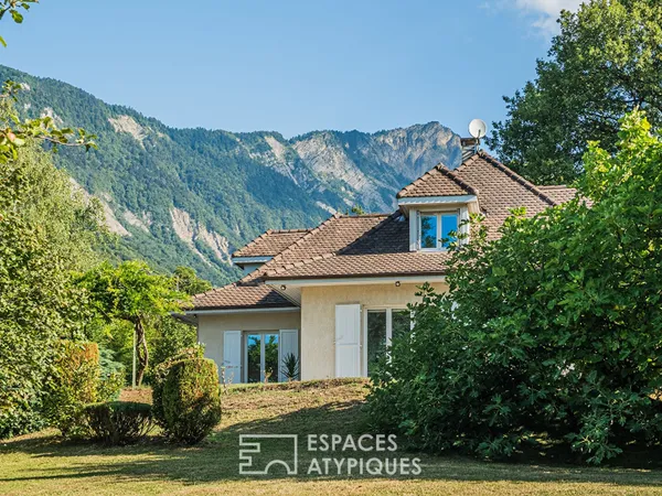 Maison avec vue sur le massif de Belledonne 