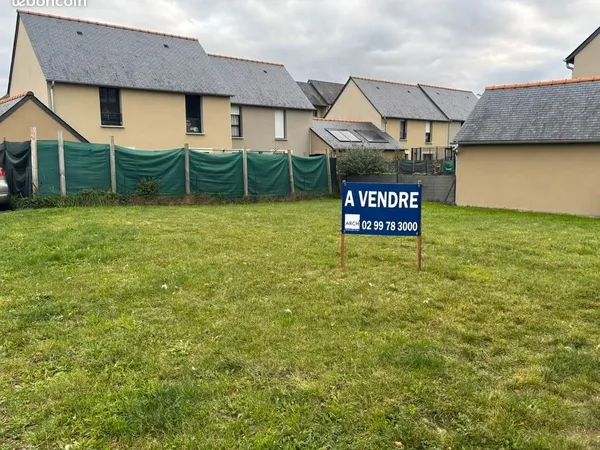 Terrain 200 m² Saint-Méen-le-Grand 