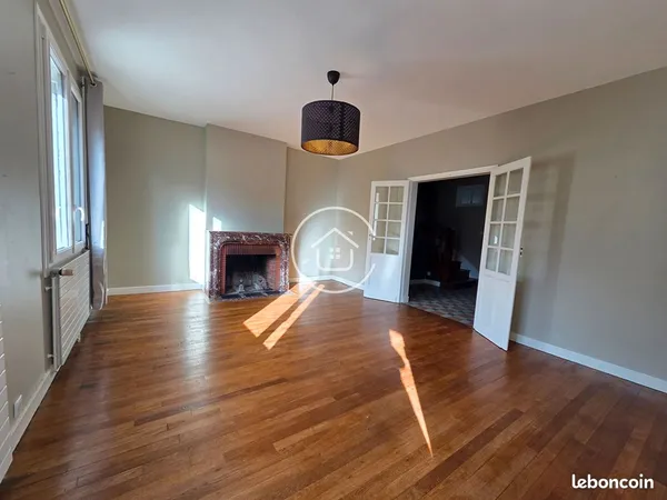 Maison 8 pièces 194 m² 