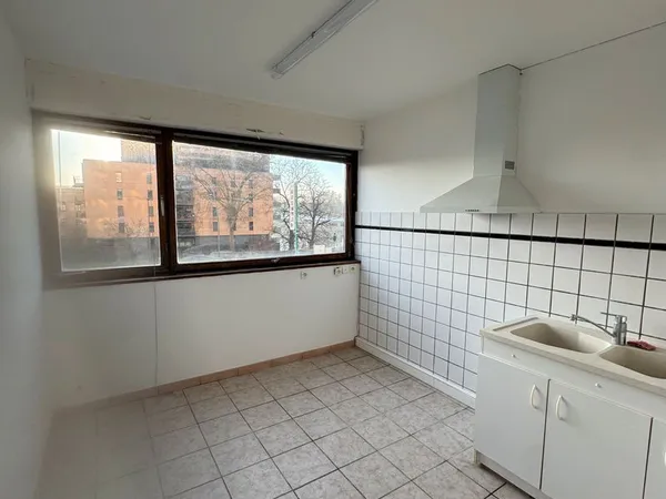 🪑 À LOUER - Appartement F2 meublé lumineux à Thionville (57100) 
