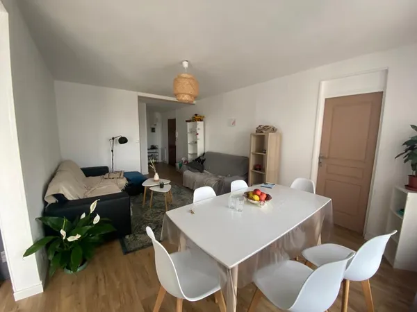 Loue appartement en colocation - 77m² 